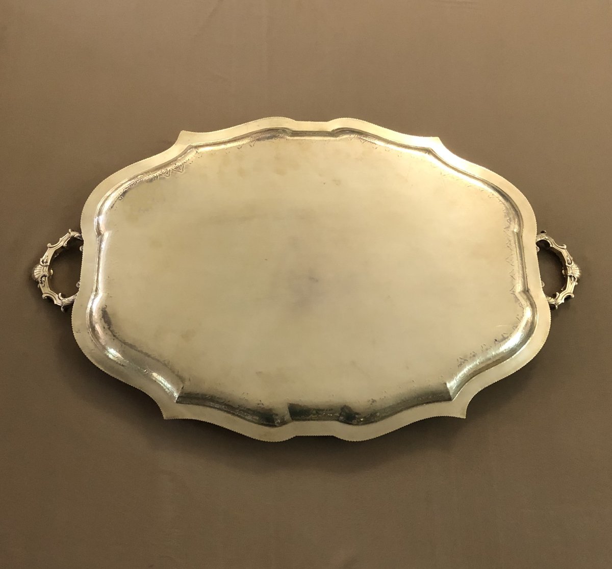 grand plateau de service à anses en métal doré 70 x 43 cm-photo-7