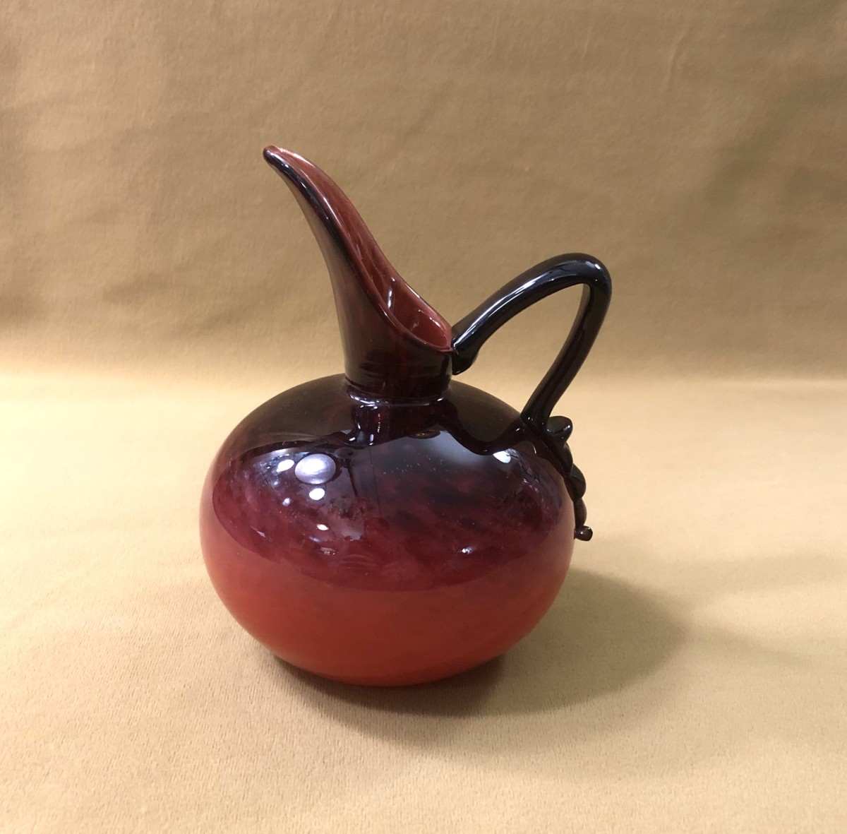 ancien pichet / verseuse ART DECO en verre marmoréen signé SCHNEIDER