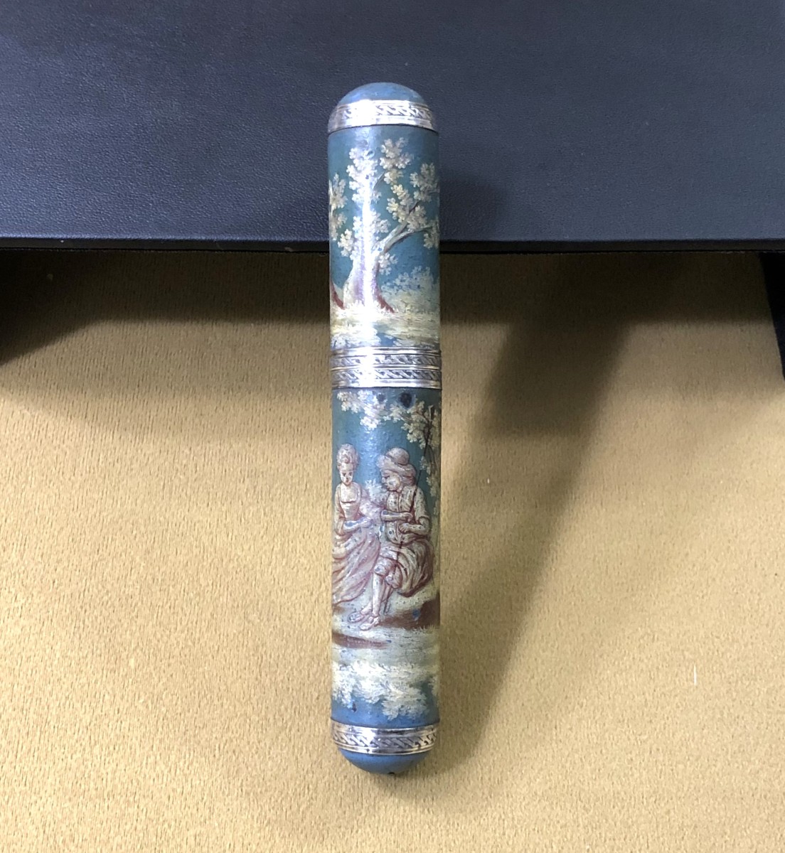 étui à message dit " billet doux "  d'époque LOUIS XVI en vernis martin et argent massif XVIIIe