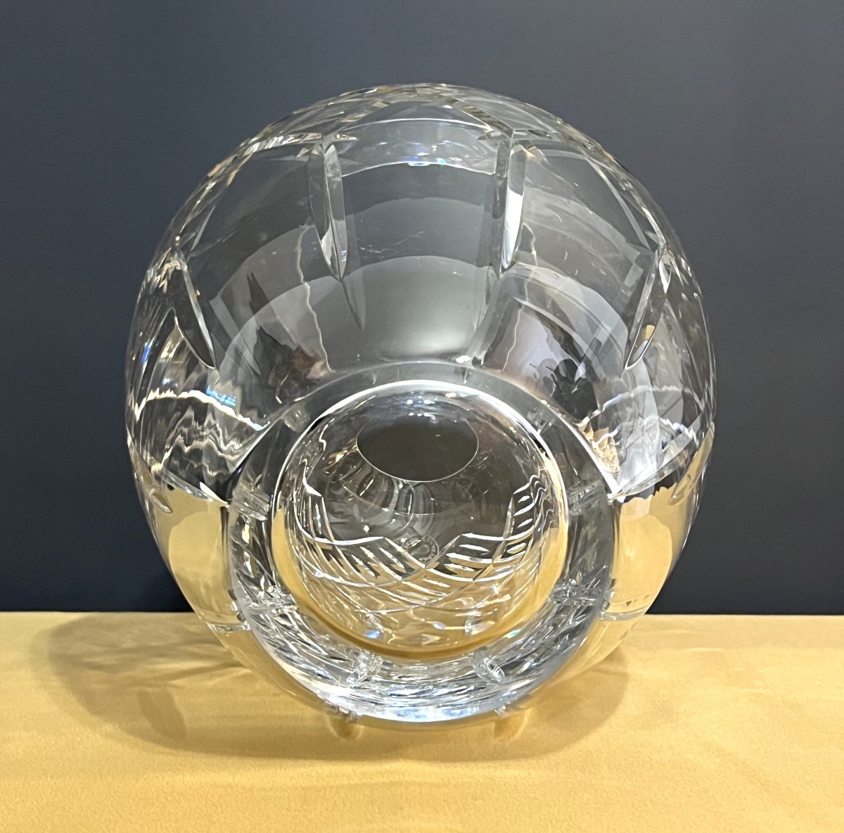 Imposant vase ART DECO en cristal taillé estampillé BACCARAT-photo-5