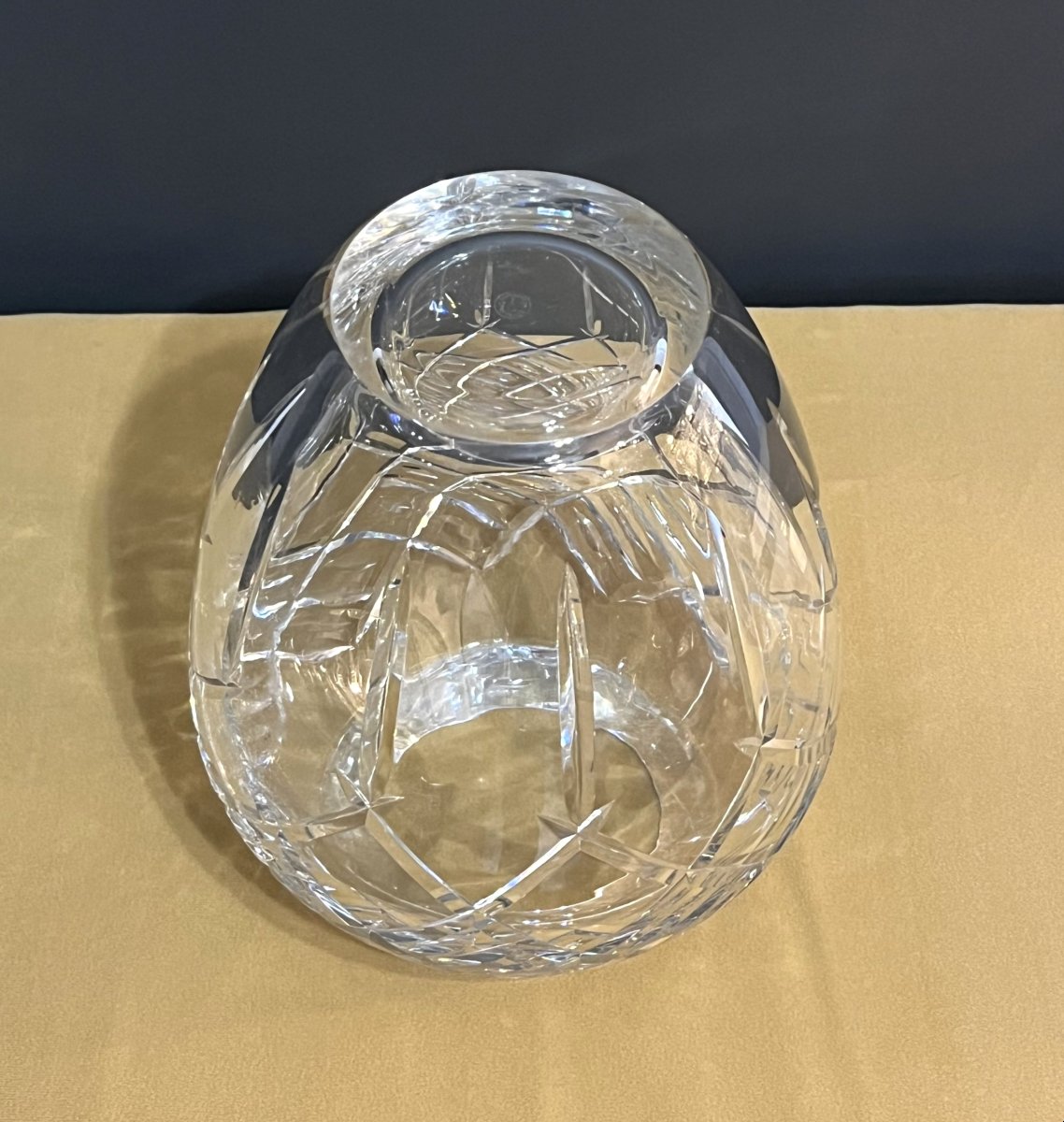 Imposant vase ART DECO en cristal taillé estampillé BACCARAT-photo-6