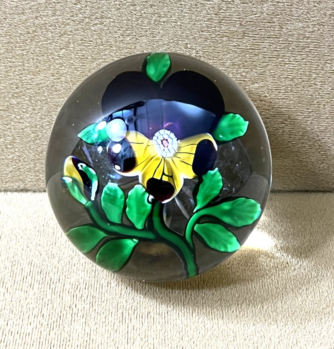 Baccarat - Antique Crystal Paperweight/sulfide Decorated With A Pansy-photo-2