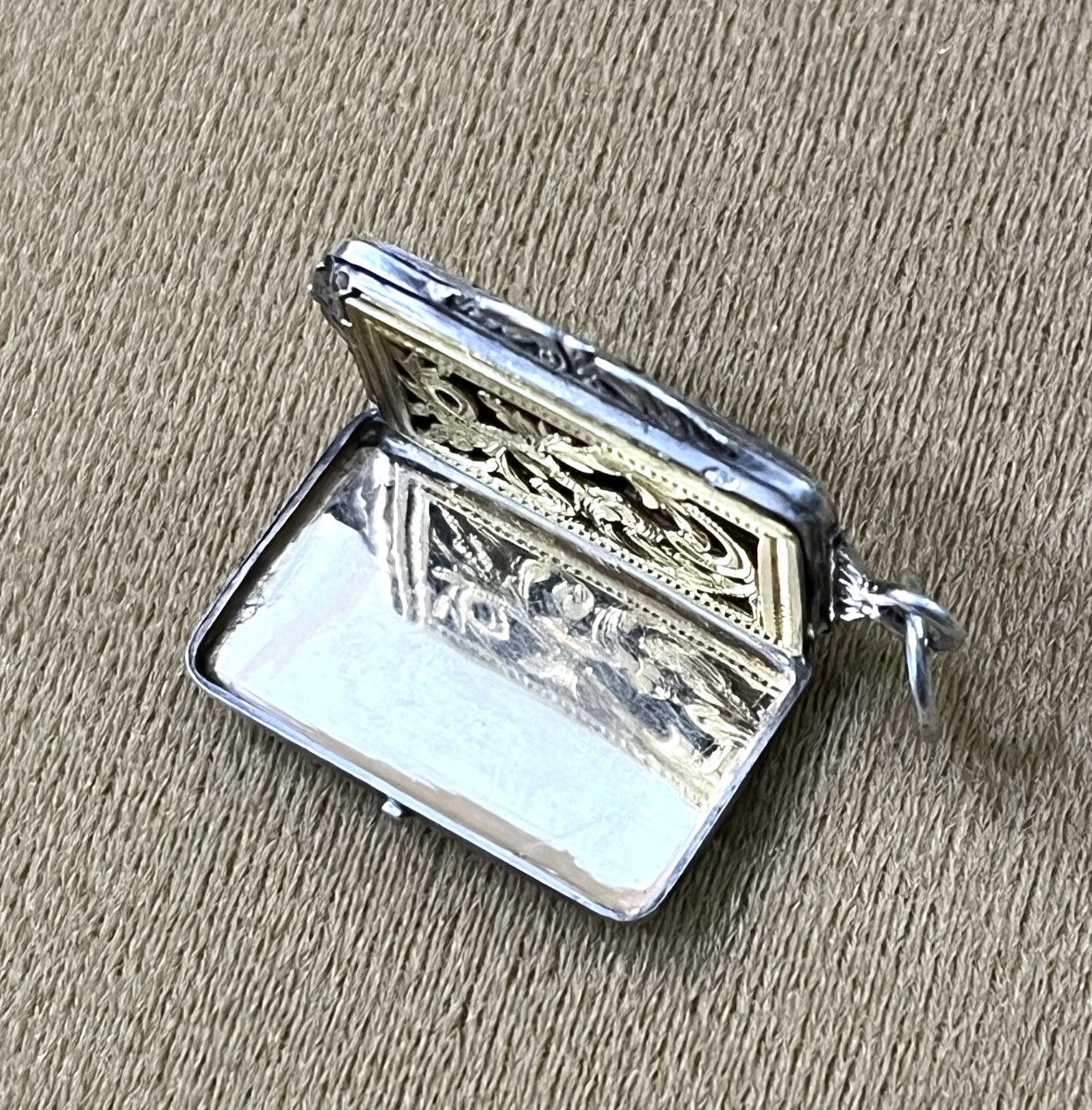 Antique Vinaigrette Pendant In Solid Silver, Nielloed And Vermeil, From The 19th Century-photo-4