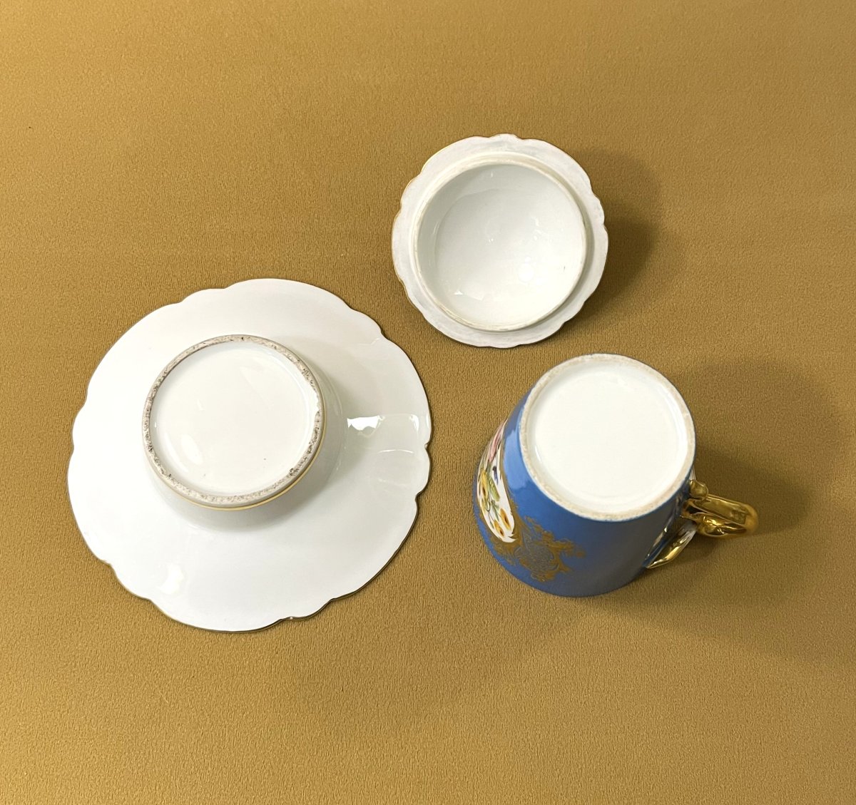 PARIS - tasse trembleuse en porcelaine dans le gout de Sèvres-photo-8