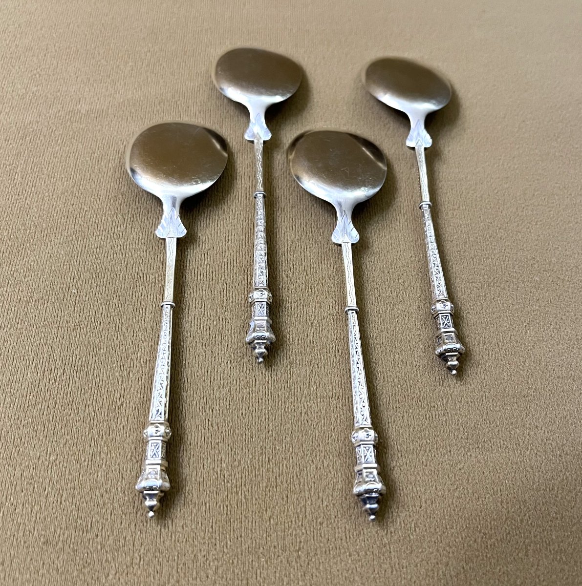 Henry Gabert - Set Of 4 Solid Silver And Vermeil Ice Cream Scoops-photo-3