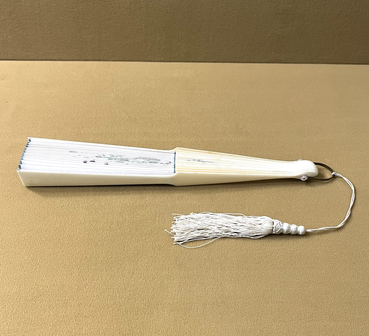 Antique Painted Silk Fan With A Bone Frame, Late 19th Century-photo-4