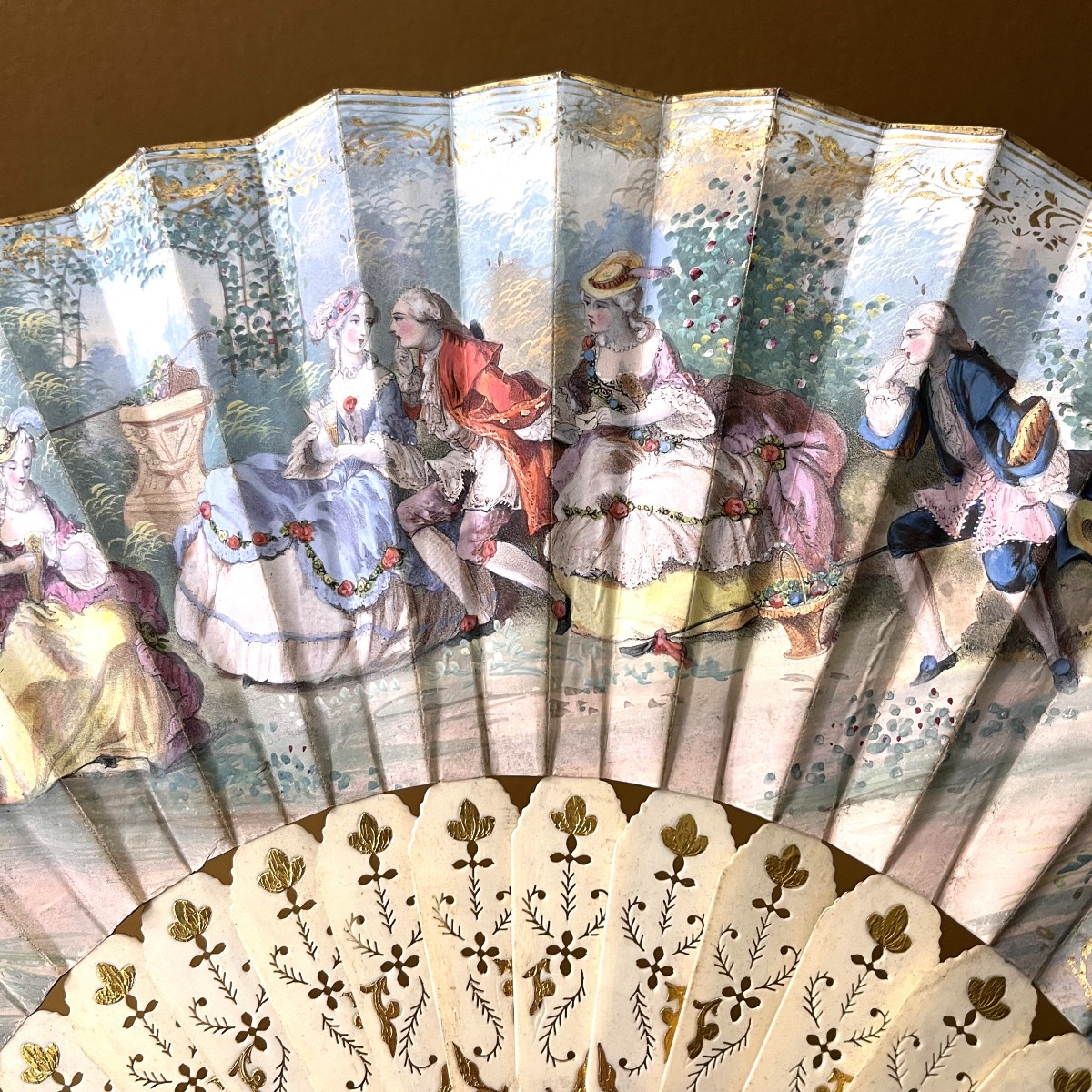 Antique Wallpaper Fan, Openwork And Gilded Bone Frame, 18th Century-photo-2