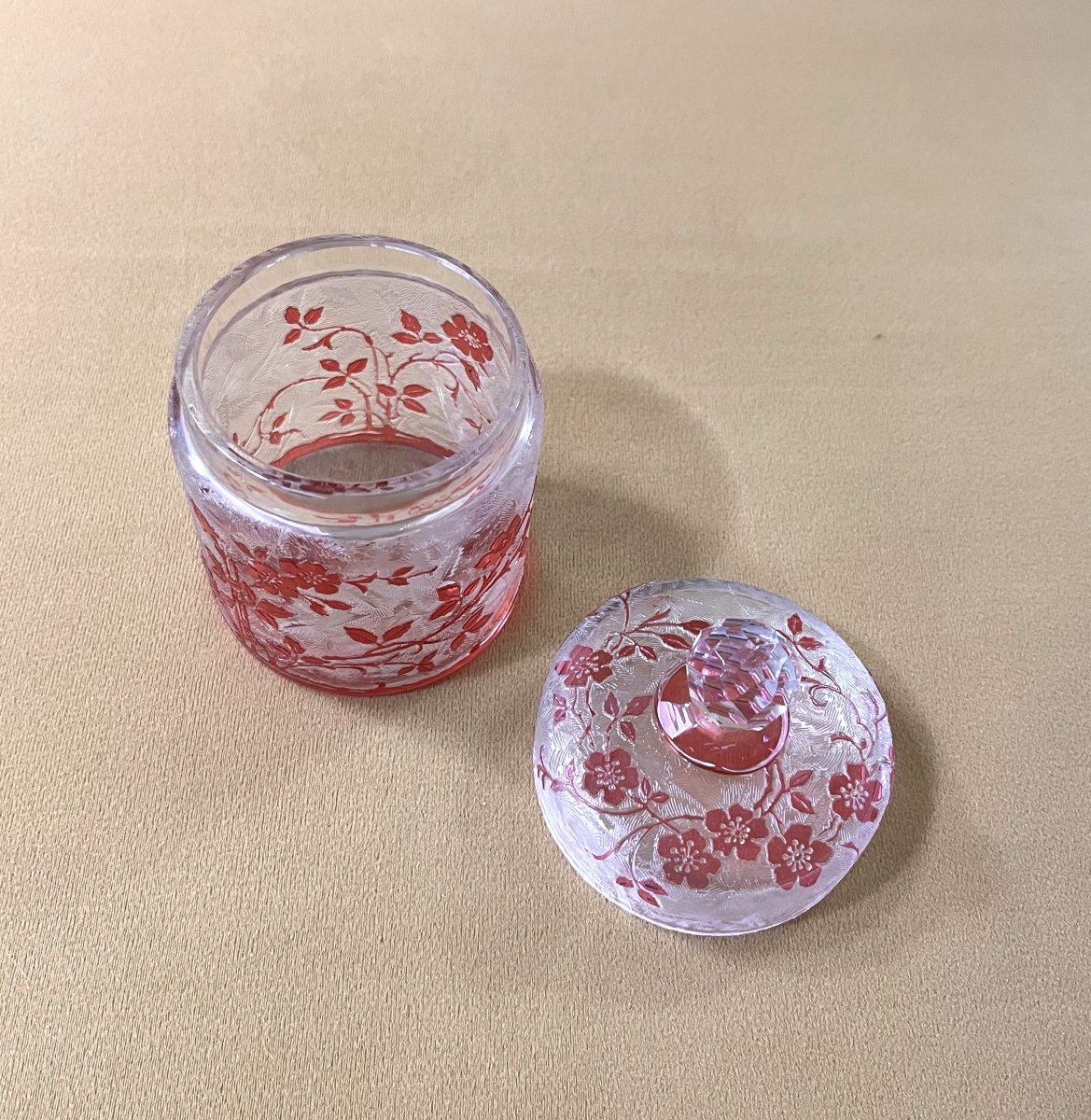 Baccarat - Acid-etched Crystal Powder Box, Eglantier Pattern-photo-2