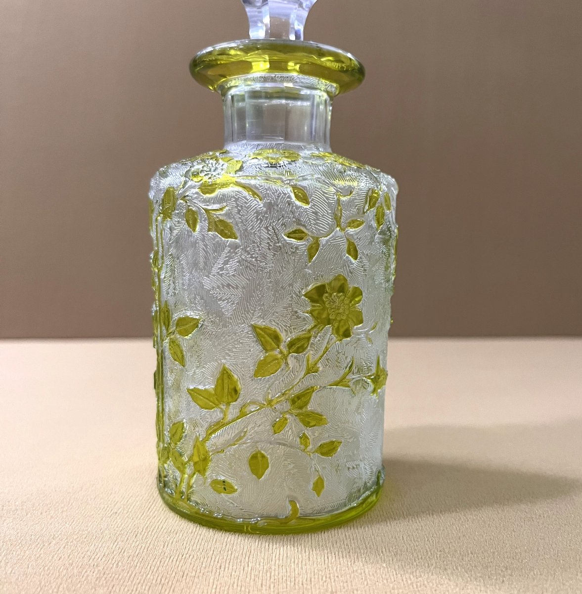 Baccarat - Antique Acid-etched Crystal Perfume Bottle, Eglantier Model-photo-3