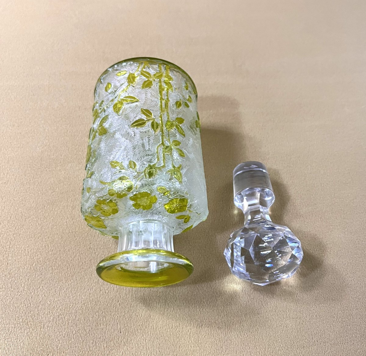 Baccarat - Antique Acid-etched Crystal Perfume Bottle, Eglantier Model-photo-6