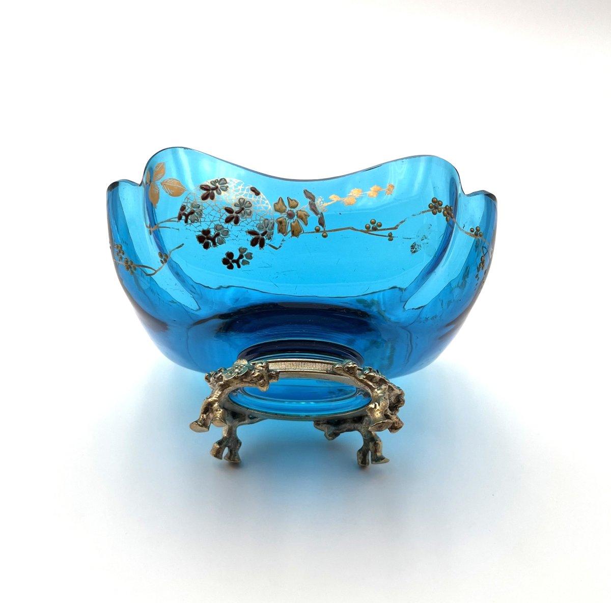 BACCARAT - coupe en cristal bleu émaillé sur base en bronze, fin XIXème-photo-3