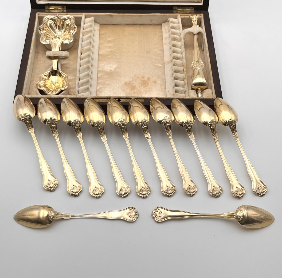 ancien service à thé en argent massif vermeil poinçonné MINERVE, époque XIXème-photo-1