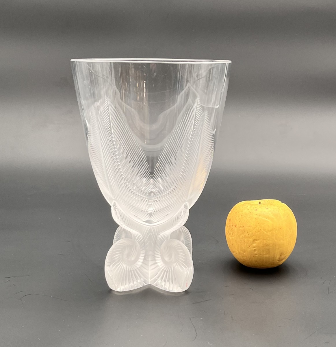 LALIQUE FRANCE - vase en cristal, modèle OSMONDE-photo-4