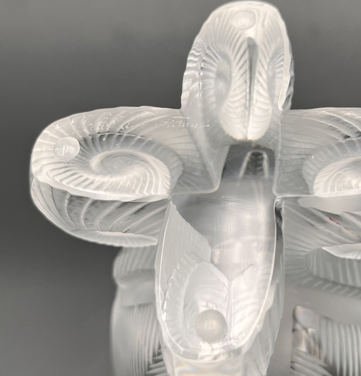 LALIQUE FRANCE - vase en cristal, modèle OSMONDE-photo-5