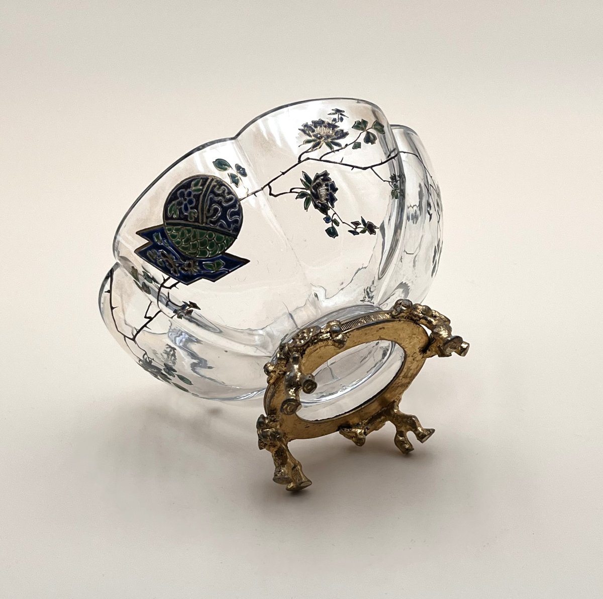 BACCARAT - coupe en cristal à décor Japonisant émaillé, monture en bronze, fin XIXème-photo-4