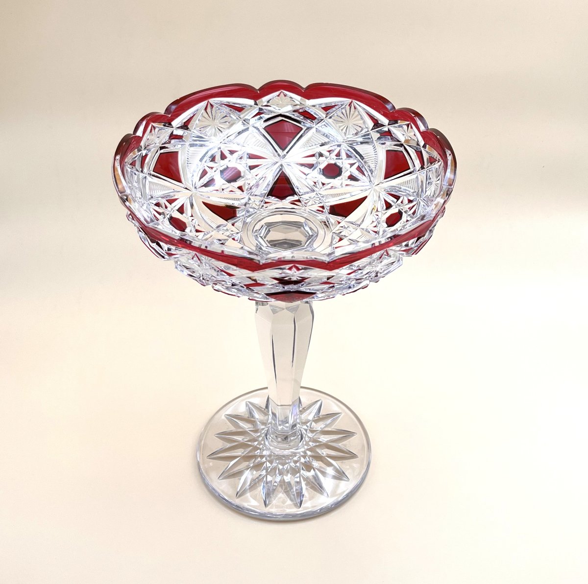 BACCARAT - grande coupe sur pied en cristal overlay doublé rouge 35,5 cm-photo-1