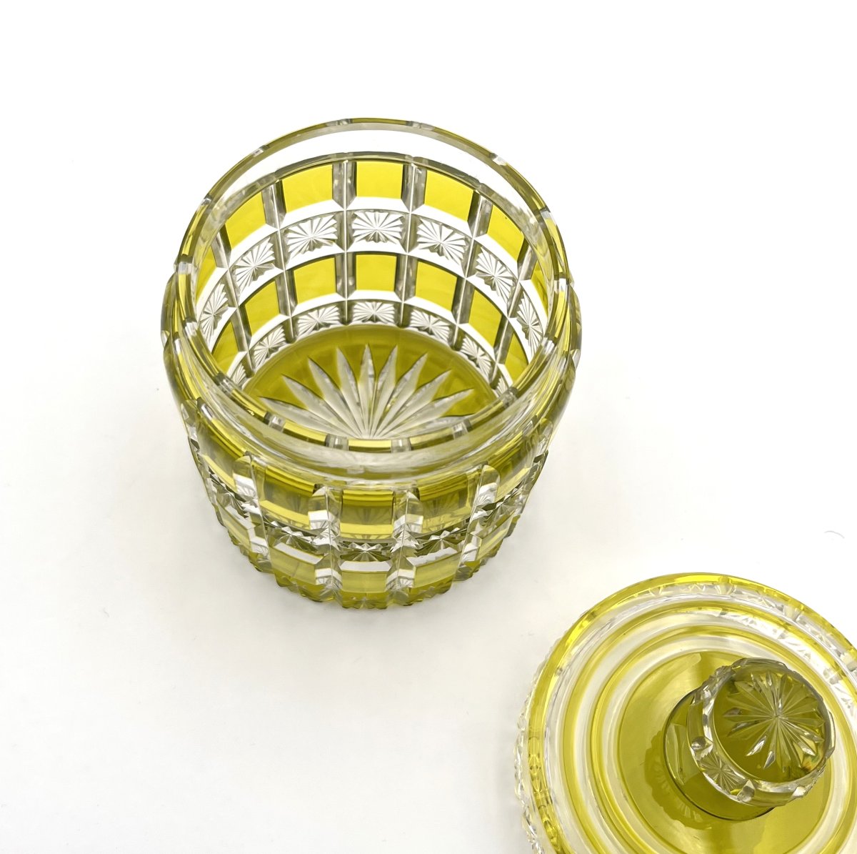 Baccarat - Lined Crystal Powder Box Mousse Green Model Diamonds And Stars-photo-1