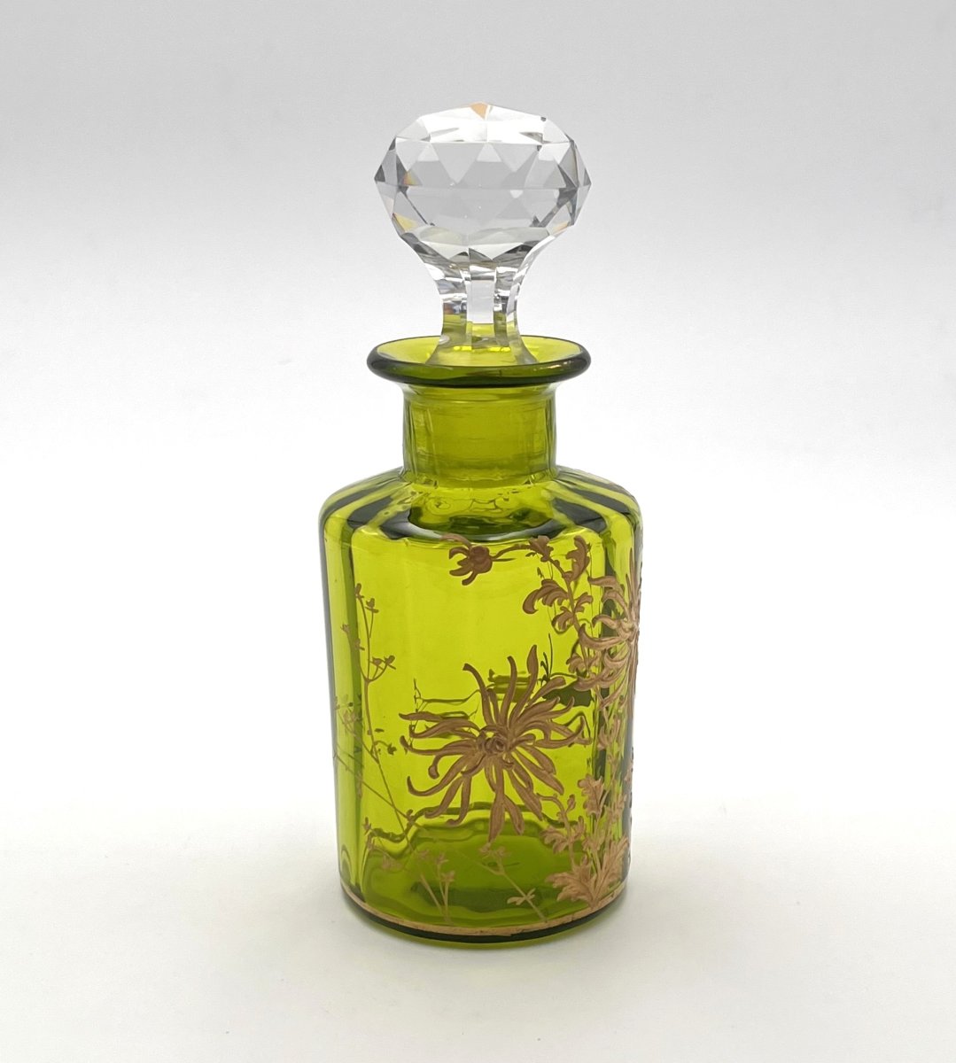 BACCARAT - ancien flacon à parfum en cristal vert, modèle Chrysanthèmes-photo-1