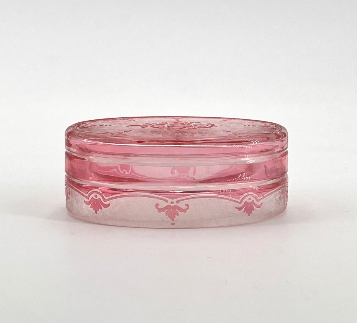 VAL SAINT LAMBERT - boite ovale en cristal doublé ROSE décor gravé à l'acide, estampillée-photo-2