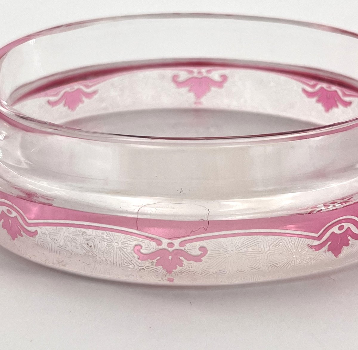 VAL SAINT LAMBERT - boite ovale en cristal doublé ROSE décor gravé à l'acide, estampillée-photo-7