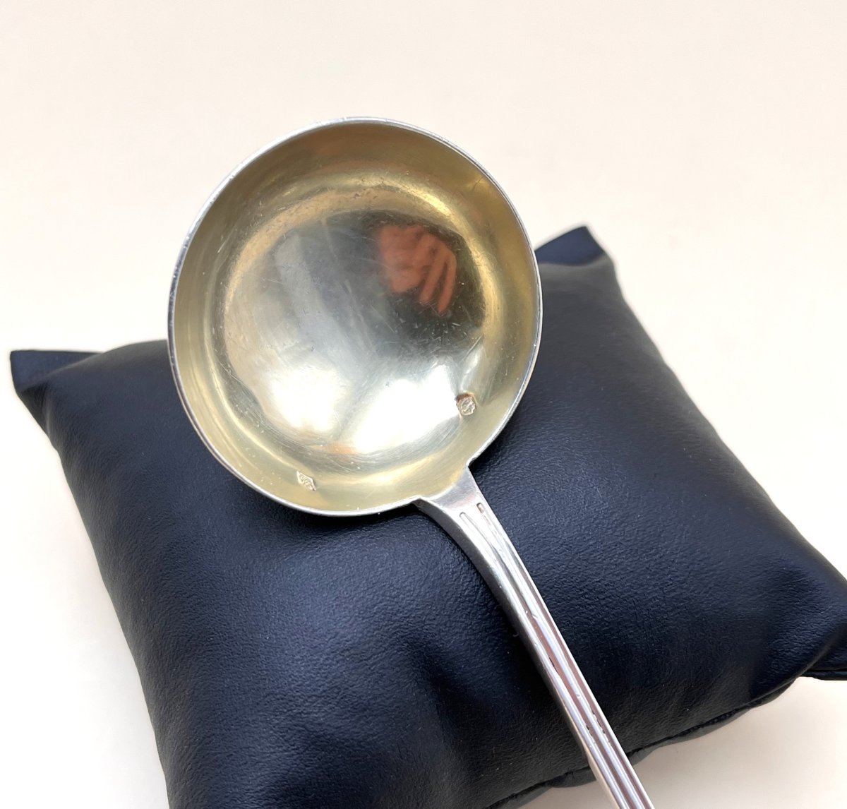 Léontine Compère - Minerve Solid Silver Sugar / Jam Ladle-photo-3