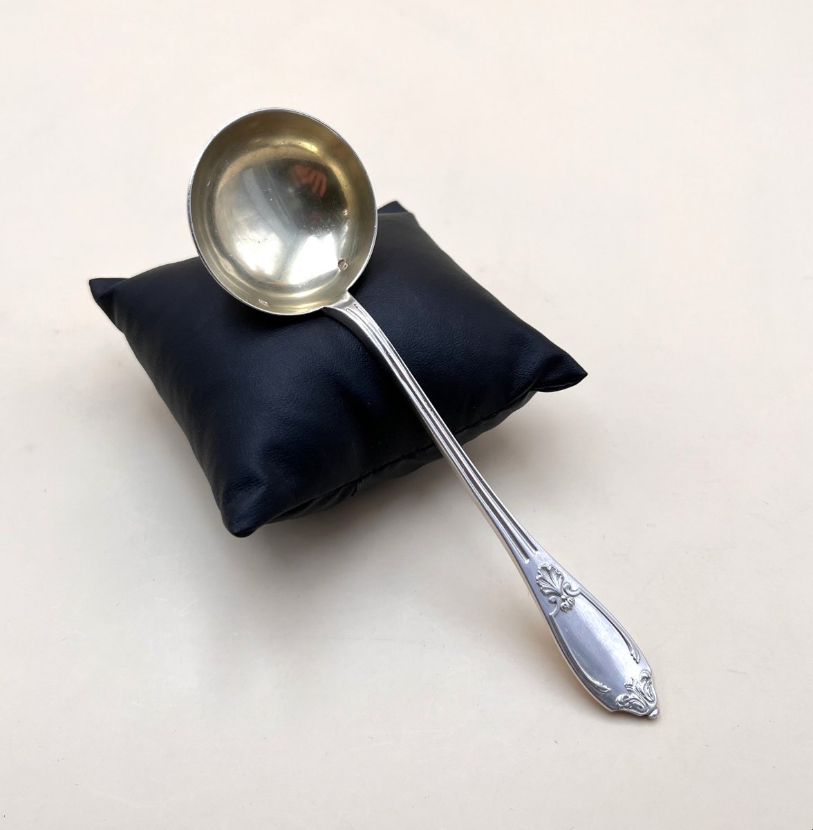 Léontine Compère - Minerve Solid Silver Sugar / Jam Ladle