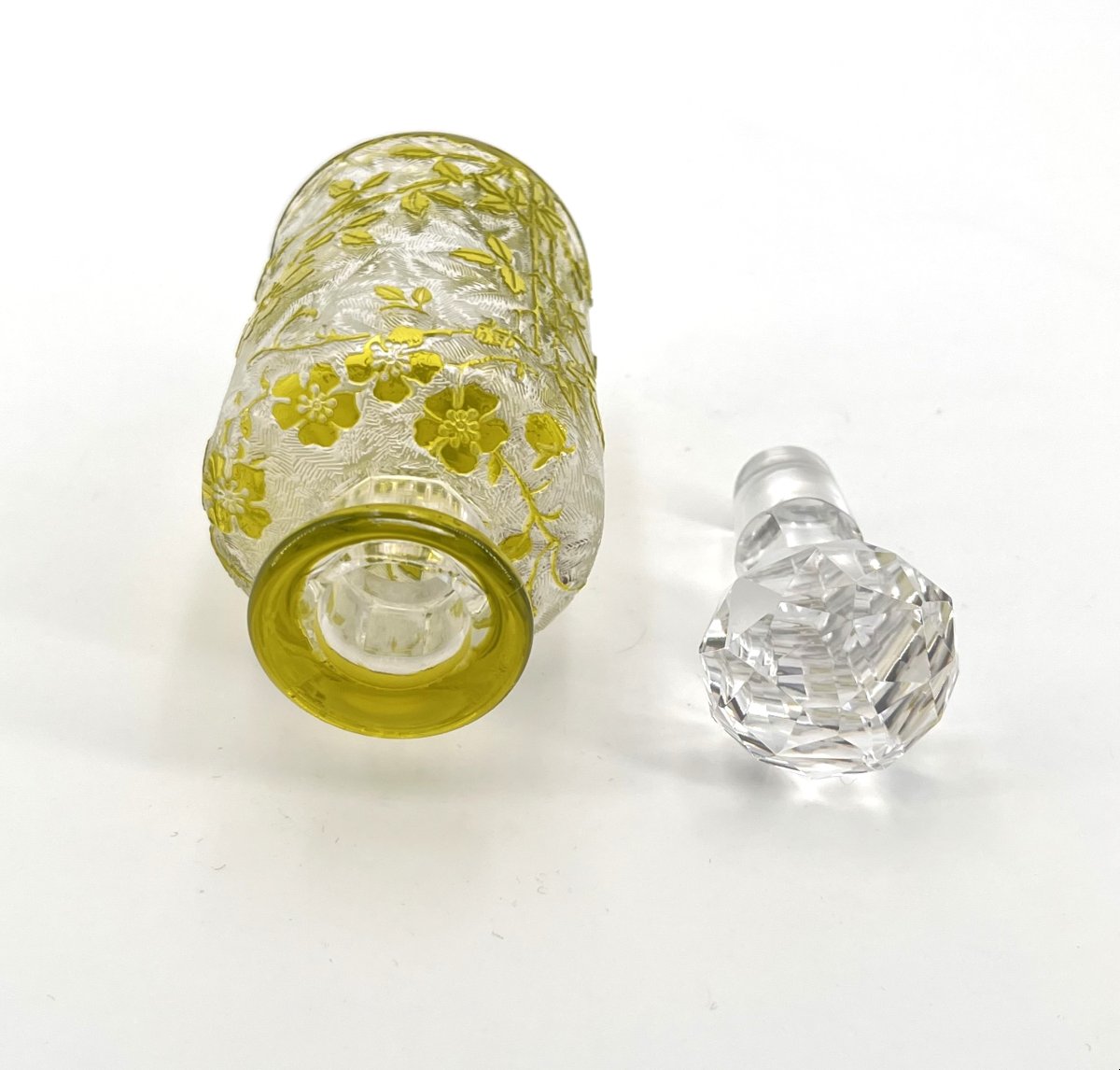 Baccarat - Old Perfume Bottle In Acid-etched Green Lined Crystal, Eglantier Model-photo-2