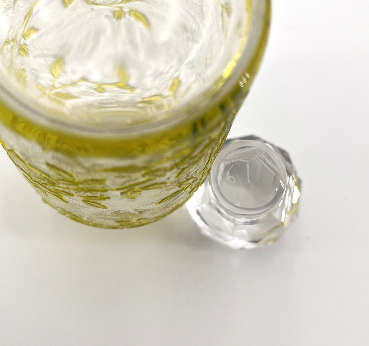 Baccarat - Old Perfume Bottle In Acid-etched Green Lined Crystal, Eglantier Model-photo-6