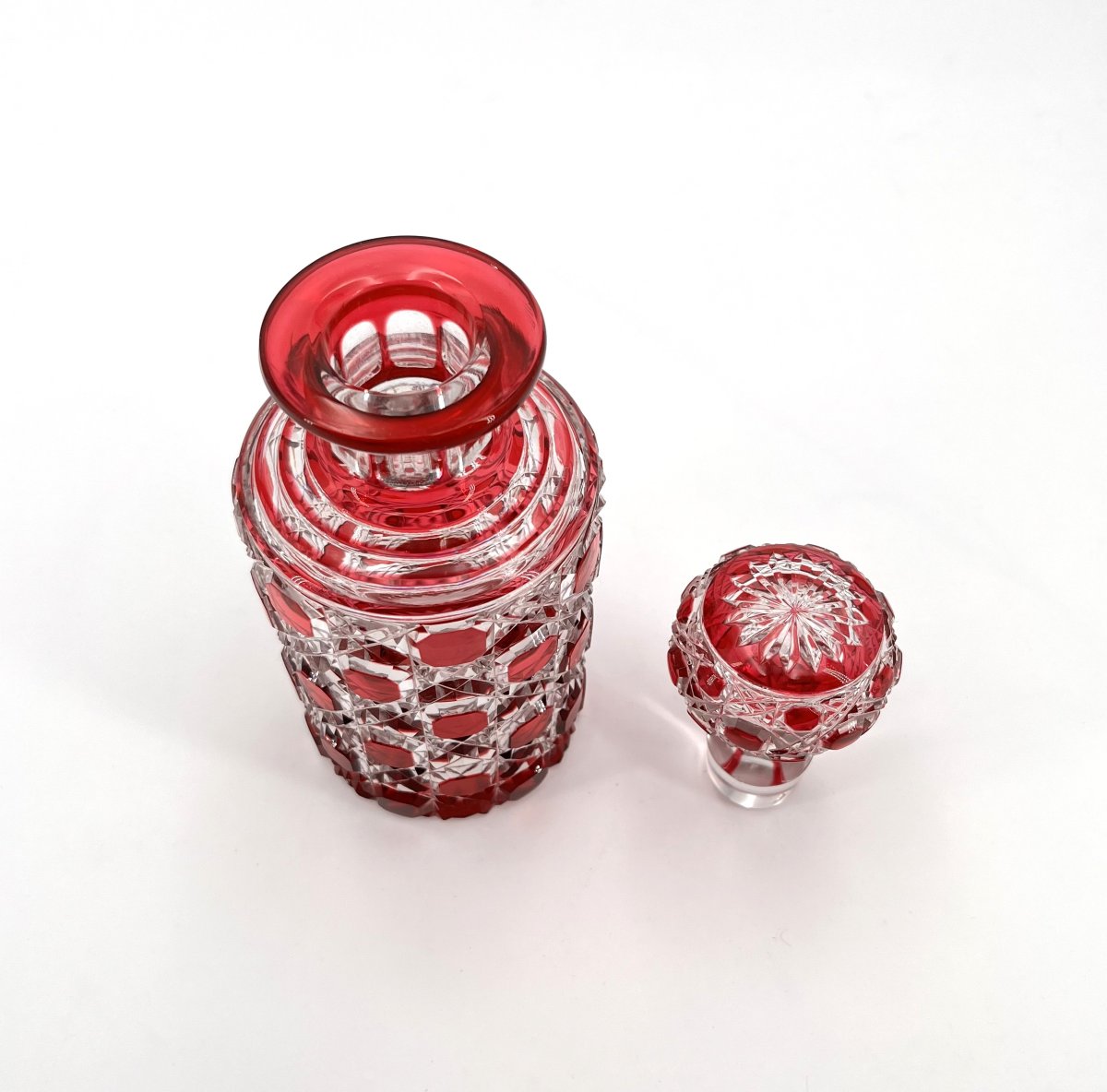 Baccarat - Old Perfume Bottle In Red Lined Crystal, Model Diamants Pierreries 20 Cm-photo-1
