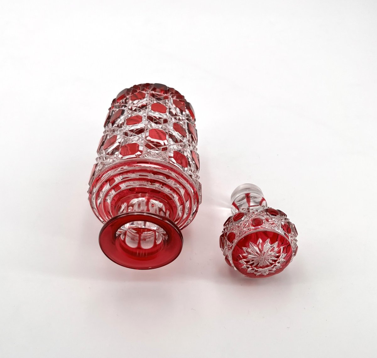 Baccarat - Old Perfume Bottle In Red Lined Crystal, Model Diamants Pierreries 20 Cm-photo-3