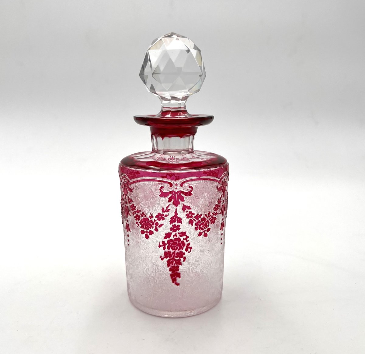 Val Saint Lambert - Perfume Bottle In Rose Lined Crystal, Acid-etched Decoration, Stamped
