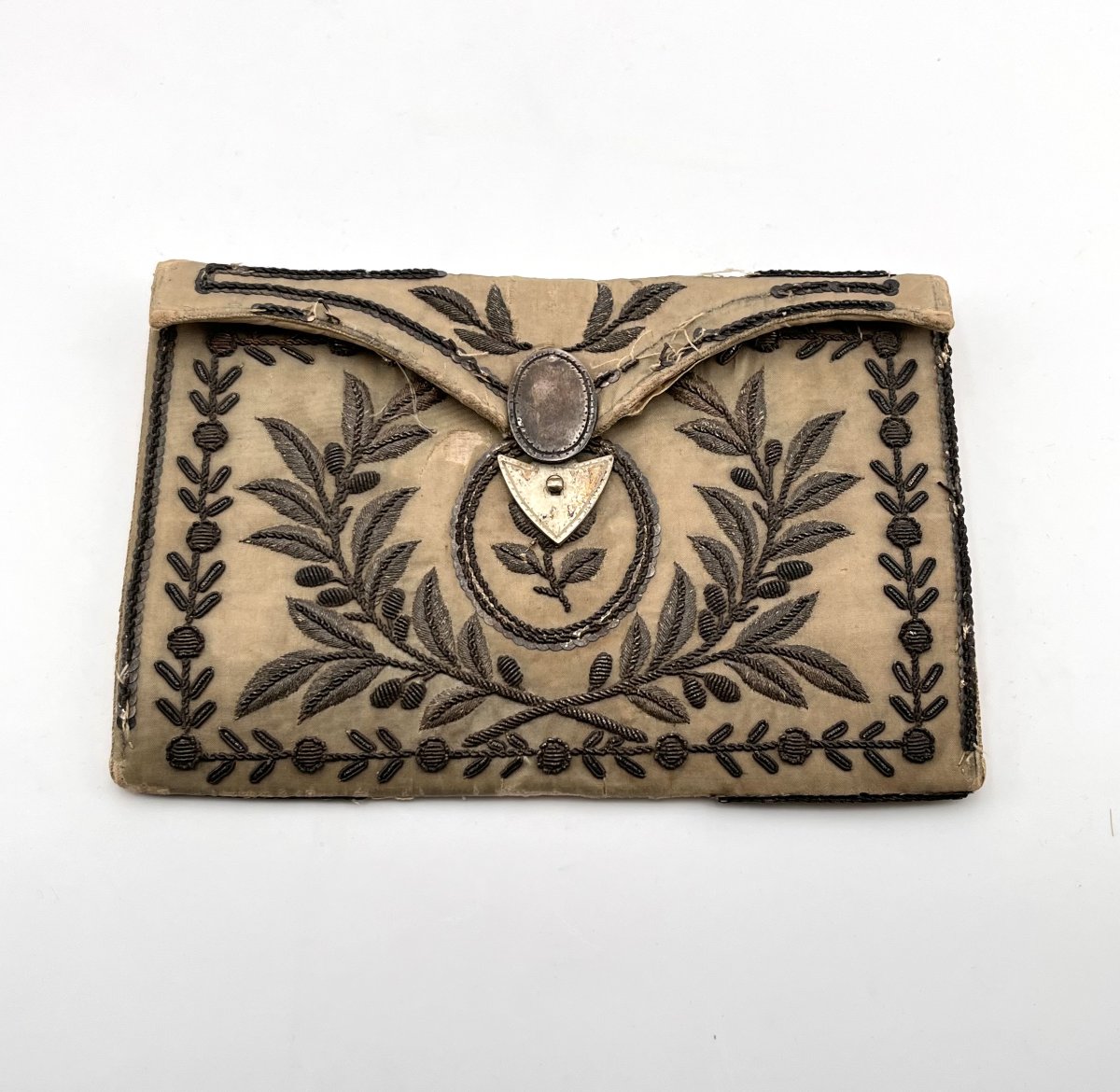 Louis XVI Period Gusseted Hard Clutch Bag In Silver-embroidered Silk