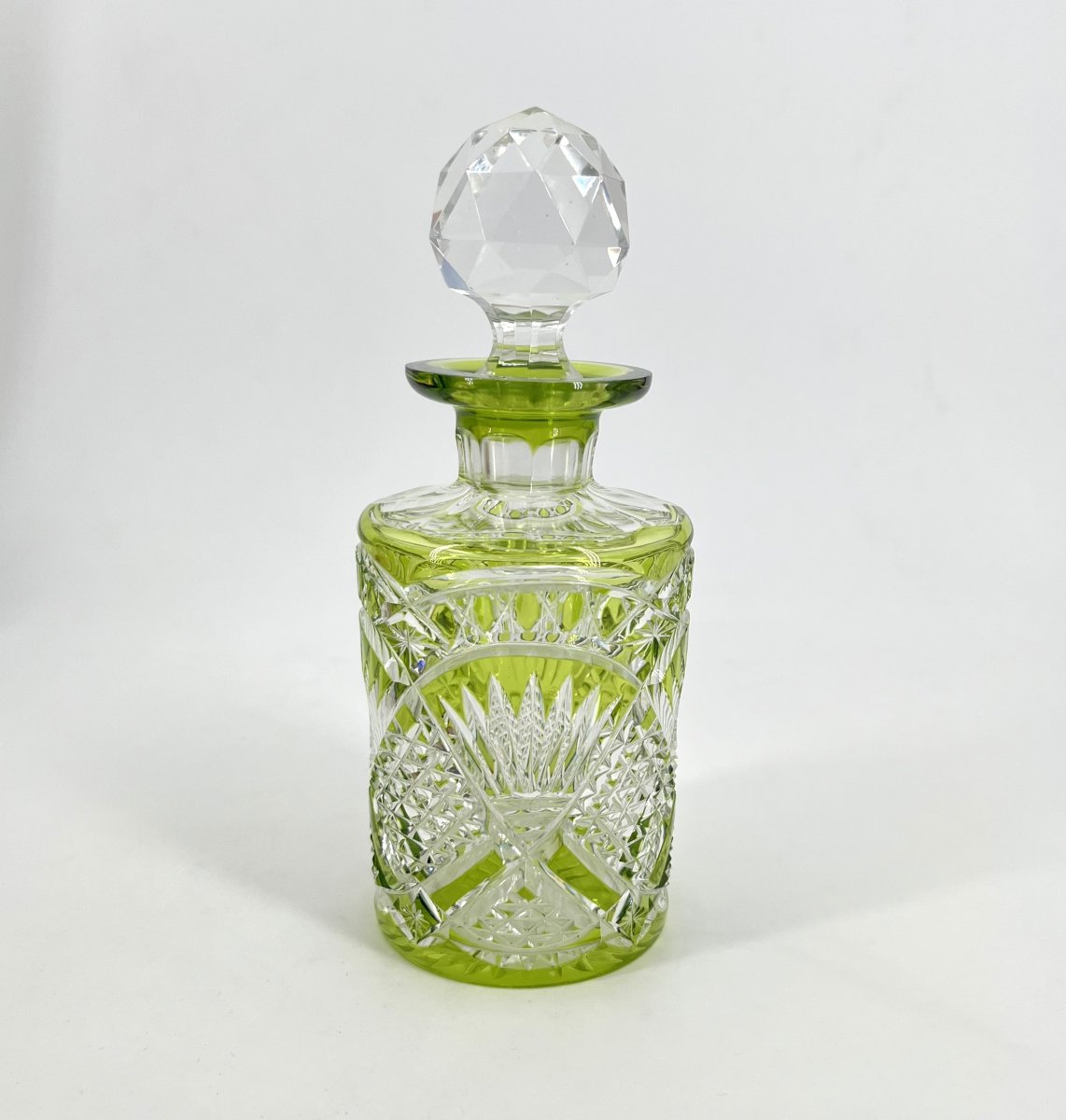 Val Saint Lambert - Antique Cut Crystal Perfume Bottle With Green Lining, 17.5 Cm