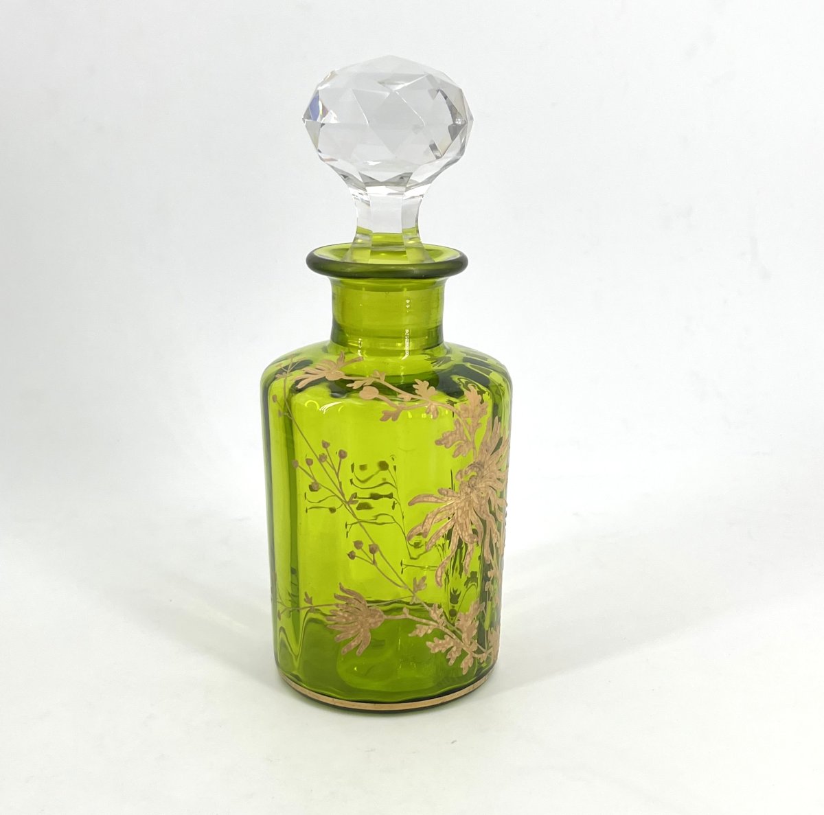 BACCARAT - ancien flacon à parfum en cristal vert émaillé or, modèle Chrysanthèmes 20 cm-photo-7