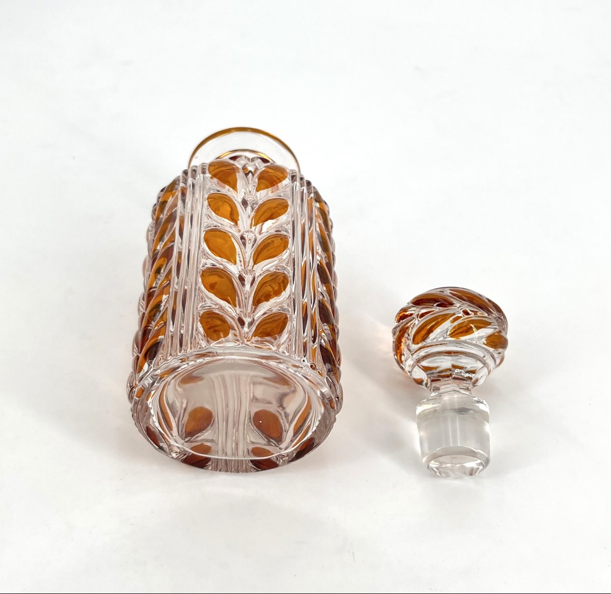 BACCARAT - ancien flacon à parfum en cristal doublé ORANGE 16 cm - modèle LAURIER-photo-5