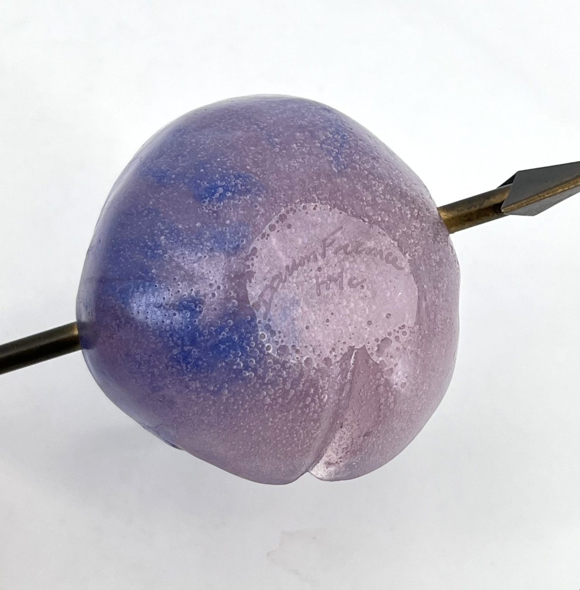 sculpture PRUNE en pâte de verre signée DAUM FRANCE et HILTON MAC CONNICO-photo-4