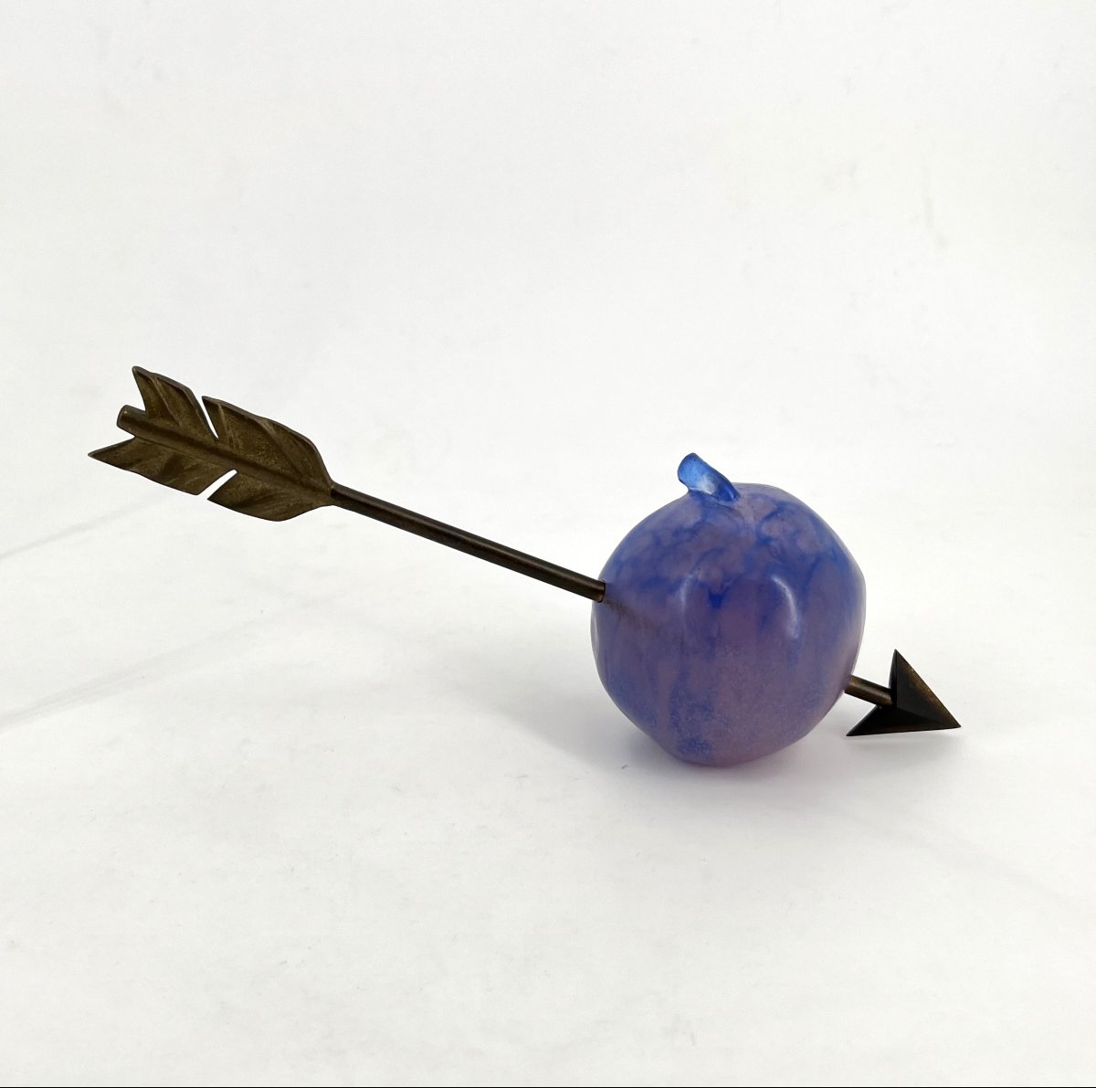 sculpture PRUNE en pâte de verre signée DAUM FRANCE et HILTON MAC CONNICO-photo-2