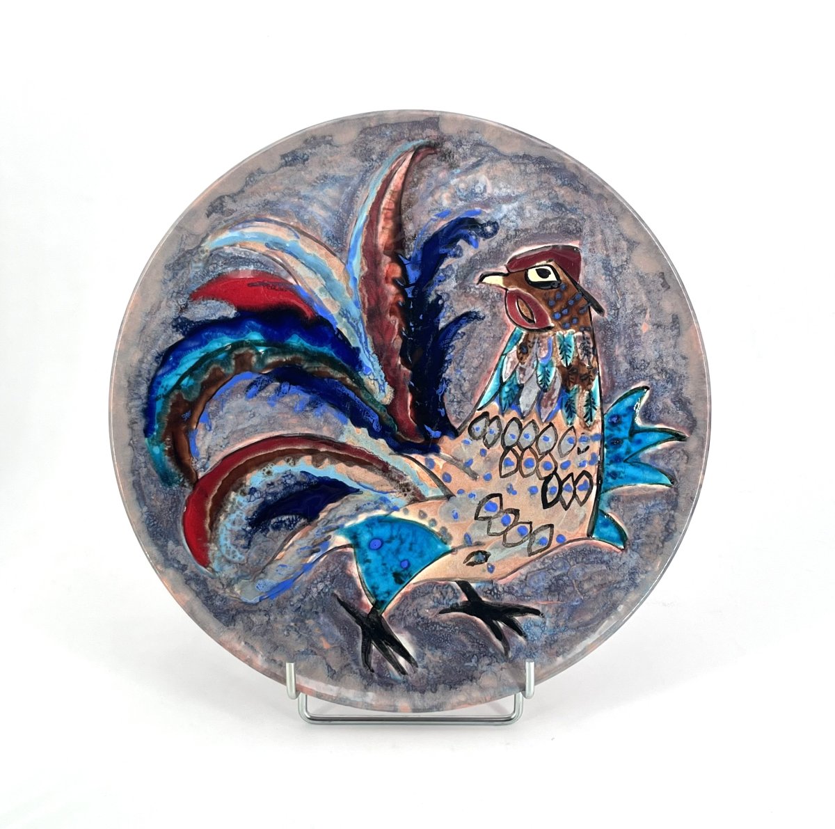 BEL DELECOURT - plat rond vintage en faïence émaillé à décor de coq, signé HB QUIMPER 32 cm