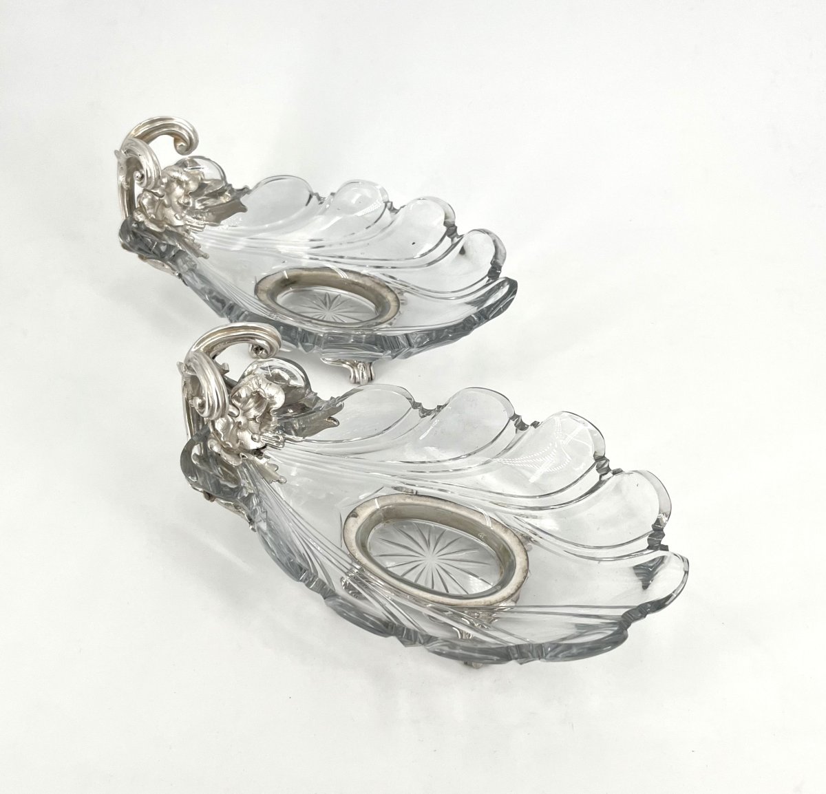 CHRISTOFLE - paire de raviers coquille en cristal et métal argenté, année 1862-photo-2