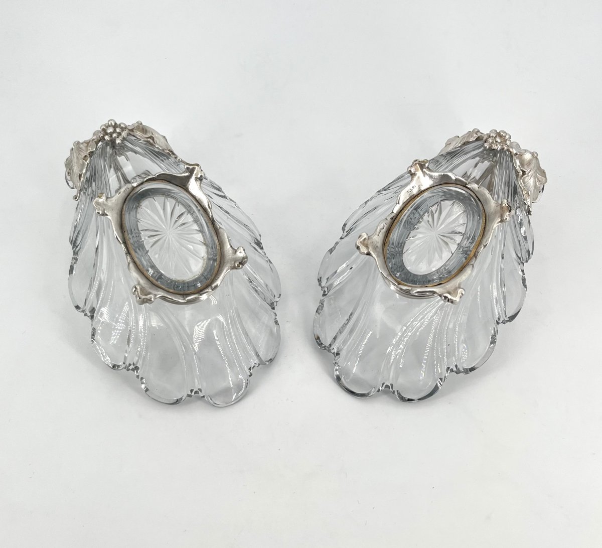 CHRISTOFLE - paire de raviers coquille en cristal et métal argenté, année 1862-photo-4