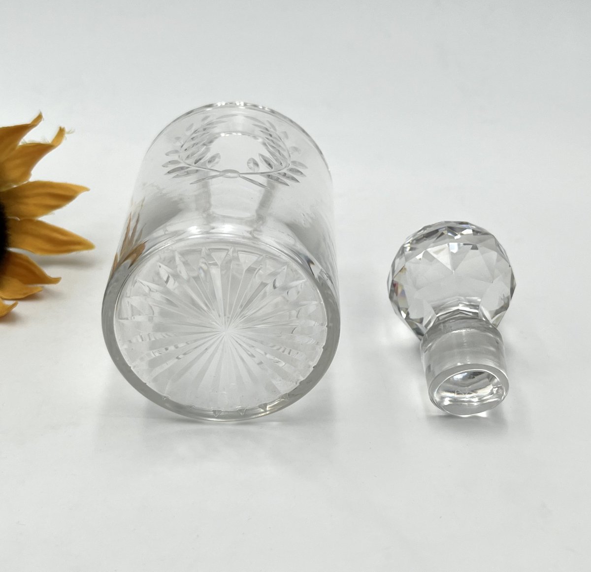 BACCARAT - ancien flacon à parfum en cristal taillé - modèle COURONNES (de laurier) - 17 cm-photo-6