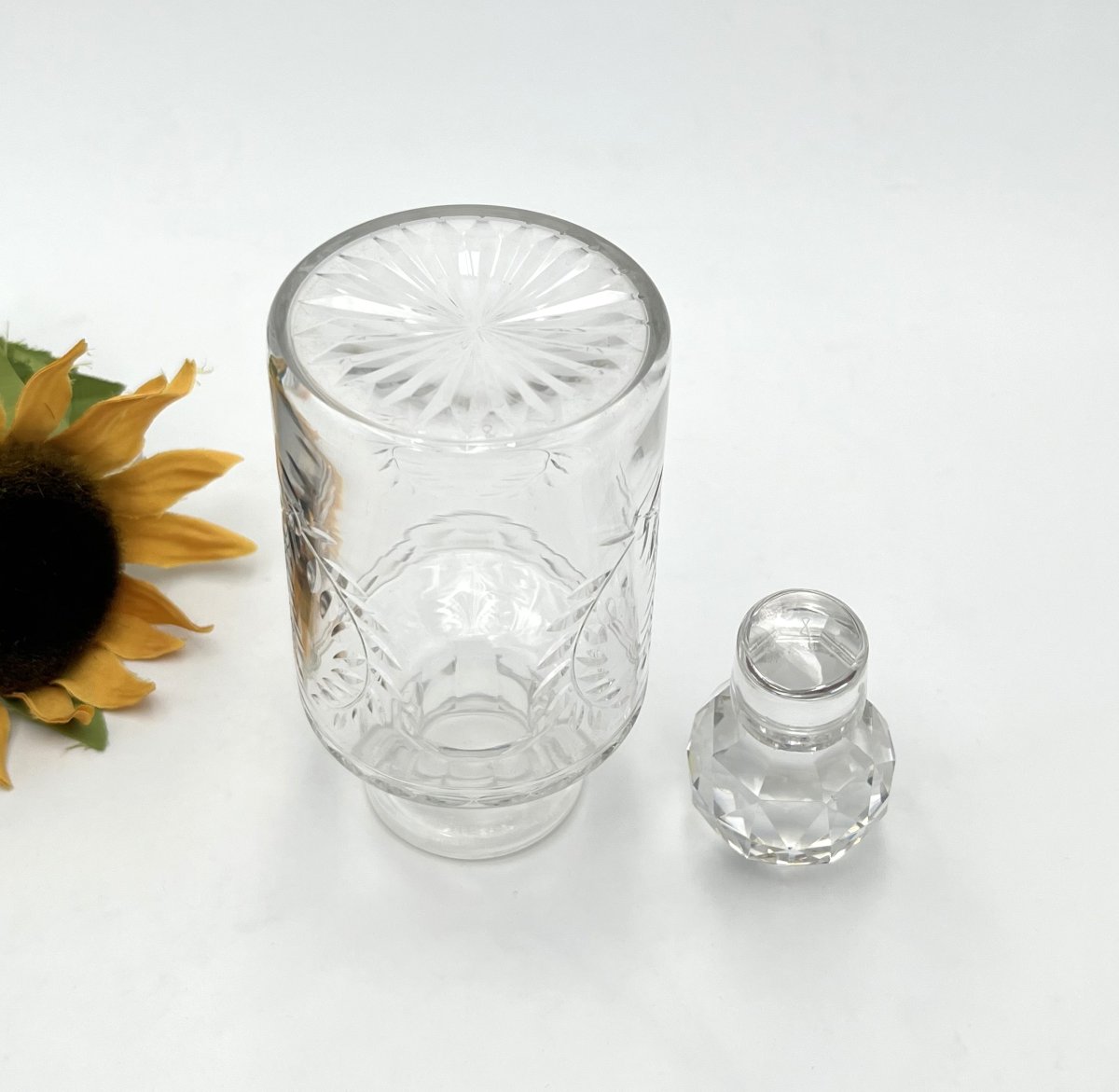 BACCARAT - ancien flacon à parfum en cristal taillé - modèle COURONNES (de laurier) - 17 cm-photo-7
