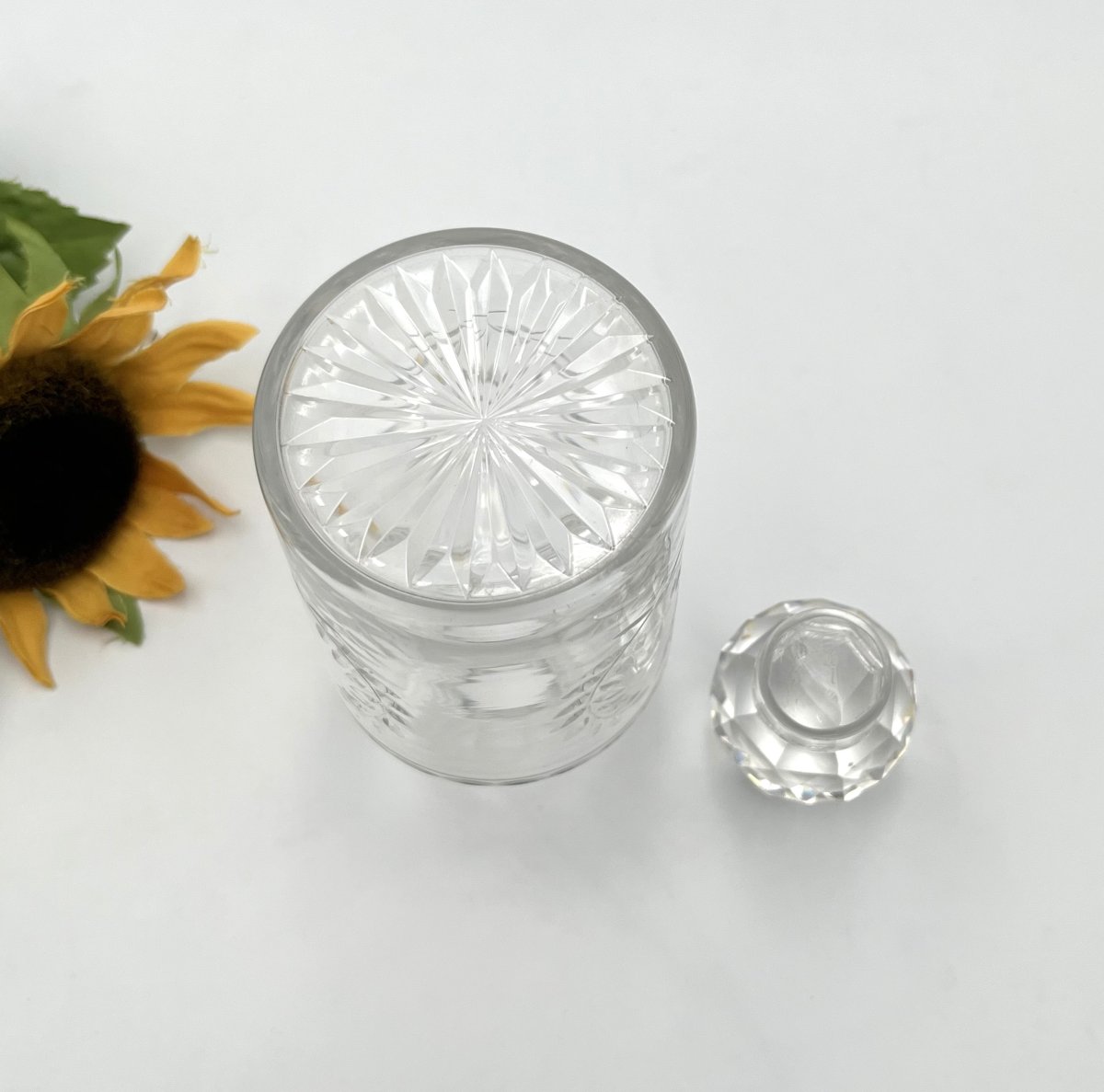 BACCARAT - ancien flacon à parfum en cristal taillé - modèle COURONNES (de laurier) - 17 cm-photo-8