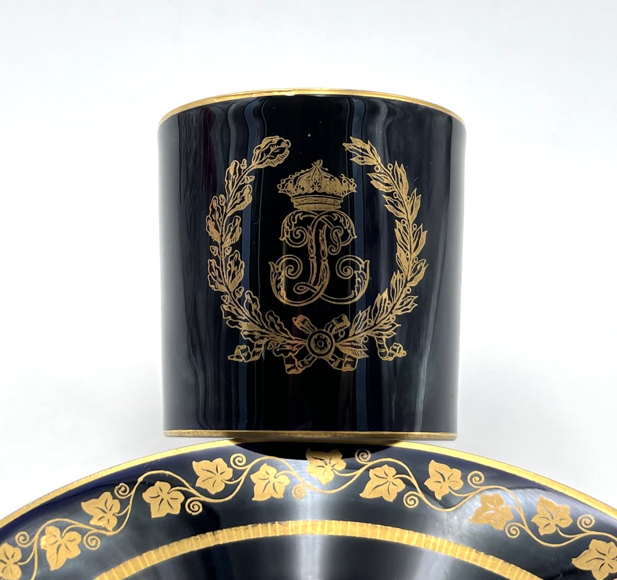 SÈVRES - tasse litron en porcelaine du roi Louis Philippe - château des Tuileries - 1846-photo-5