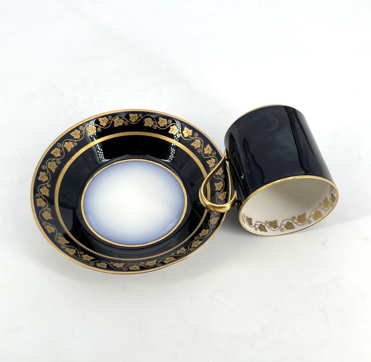 SÈVRES - tasse litron en porcelaine du roi Louis Philippe - château des Tuileries - 1846-photo-6