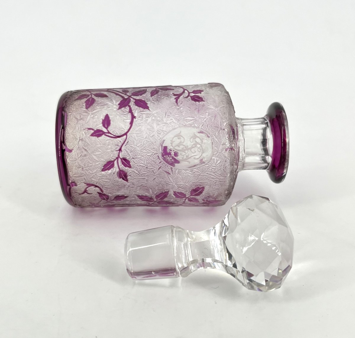 BACCARAT - ancien flacon à parfum en cristal gravé à l'acide, modèle EGLANTIER 14,5 cm-photo-3
