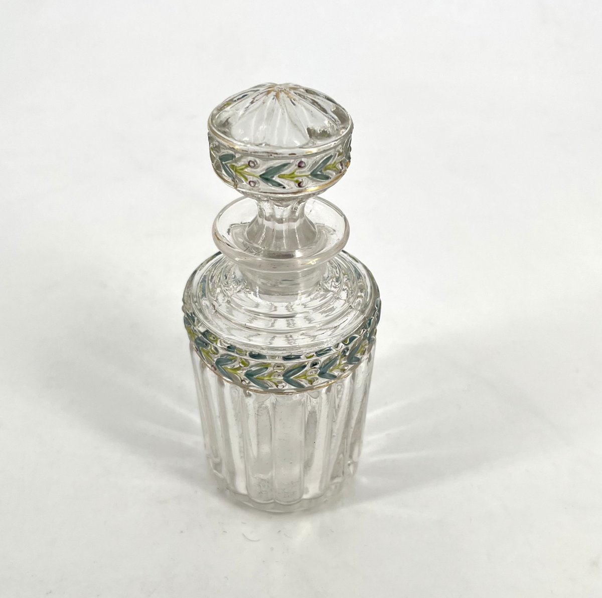 SAINT LOUIS - ancien flacon à parfum en cristal émaillé, modèle EMPIRE décor LAURIER 17,5 cm-photo-2