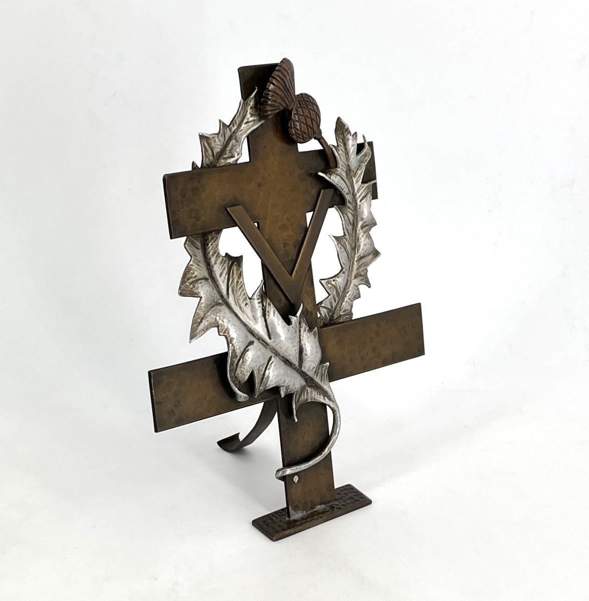 Croix de Lorraine de la France libre - sculpture commémorative vers 1945 - 23 cm
