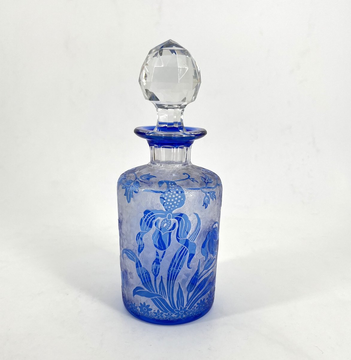 VAL SAINT LAMBERT - flacon à parfum en cristal gravé à l'acide, modèle ORCHIDEES - 20 cm