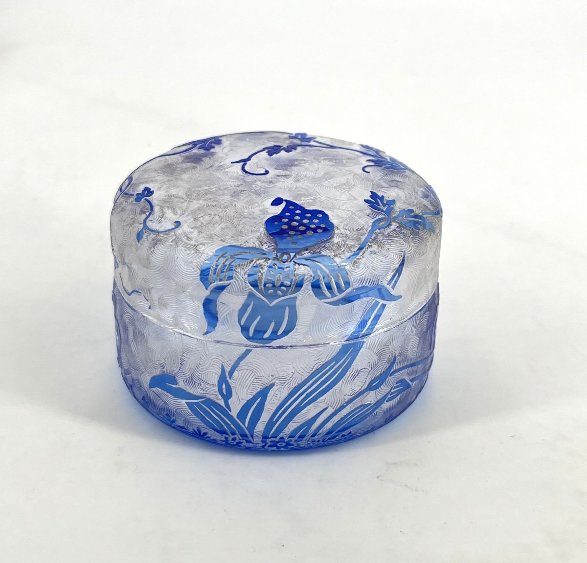 VAL SAINT LAMBERT - boite à poudre en cristal gravé à l'acide, modèle ORCHIDEES